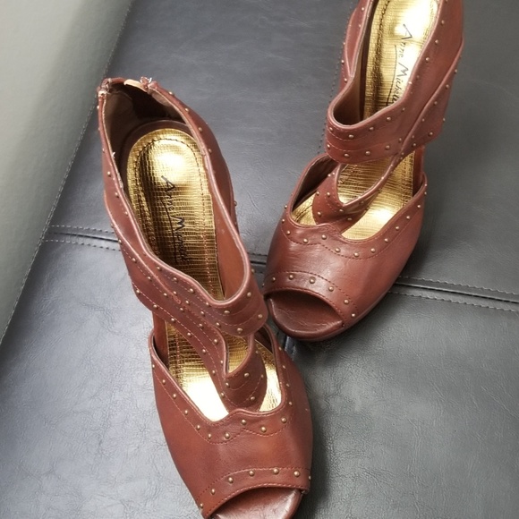 Brown platform Heels Anne Michelle - Picture 2 of 4